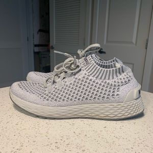 NO BULL running tennis shoes.